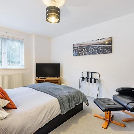 Stylish 2 Bedroom Apartment, Central Exeter, Parking On Site Zewnętrze zdjęcie