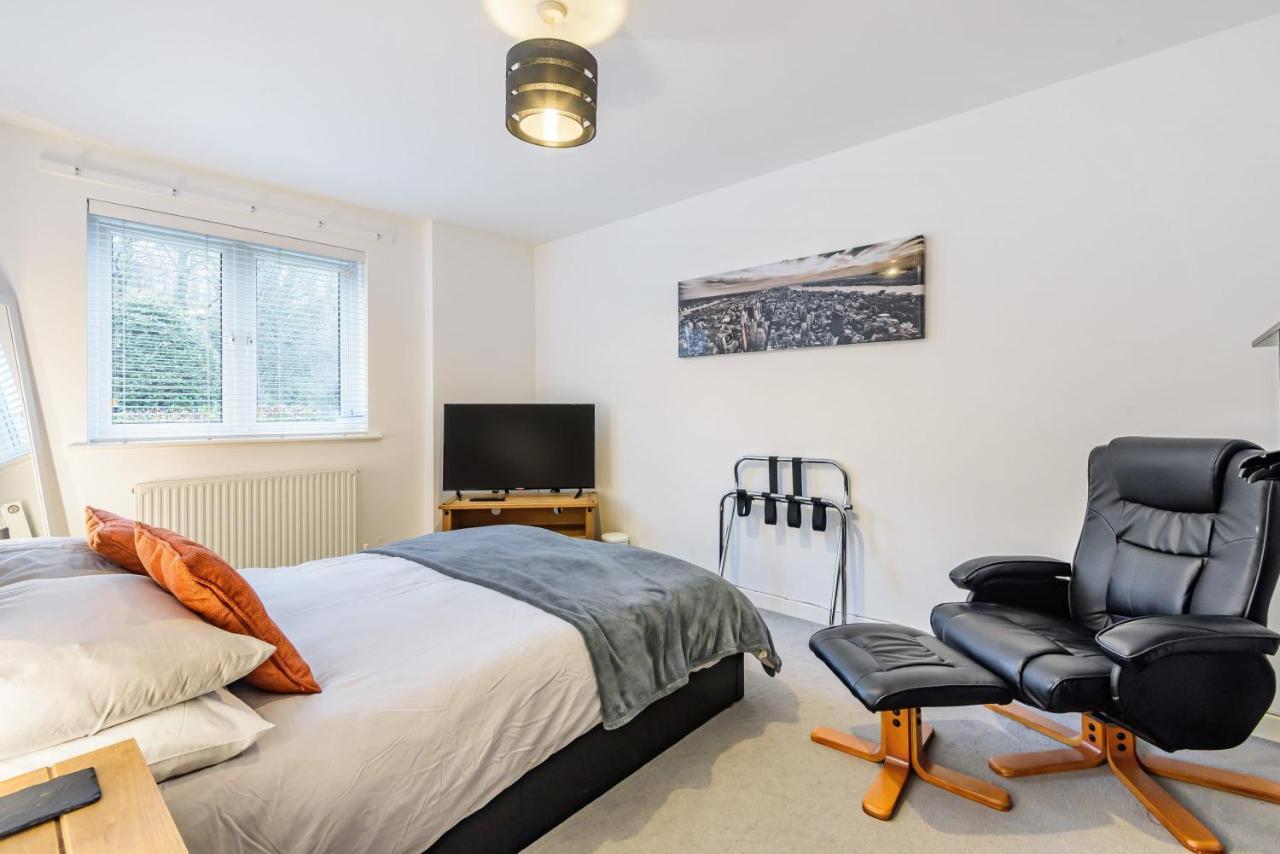 Stylish 2 Bedroom Apartment, Central Exeter, Parking On Site Zewnętrze zdjęcie