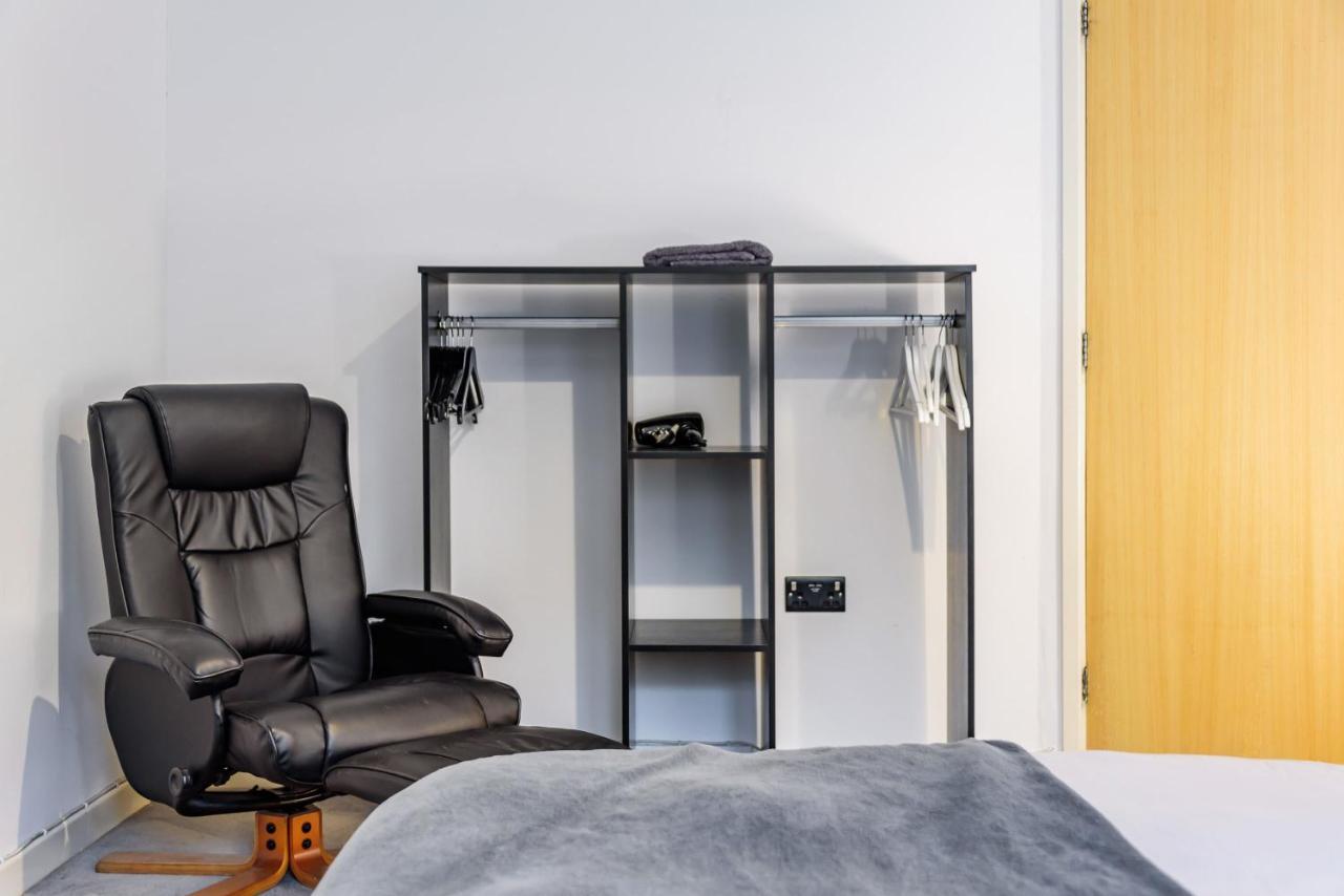 Stylish 2 Bedroom Apartment, Central Exeter, Parking On Site Zewnętrze zdjęcie